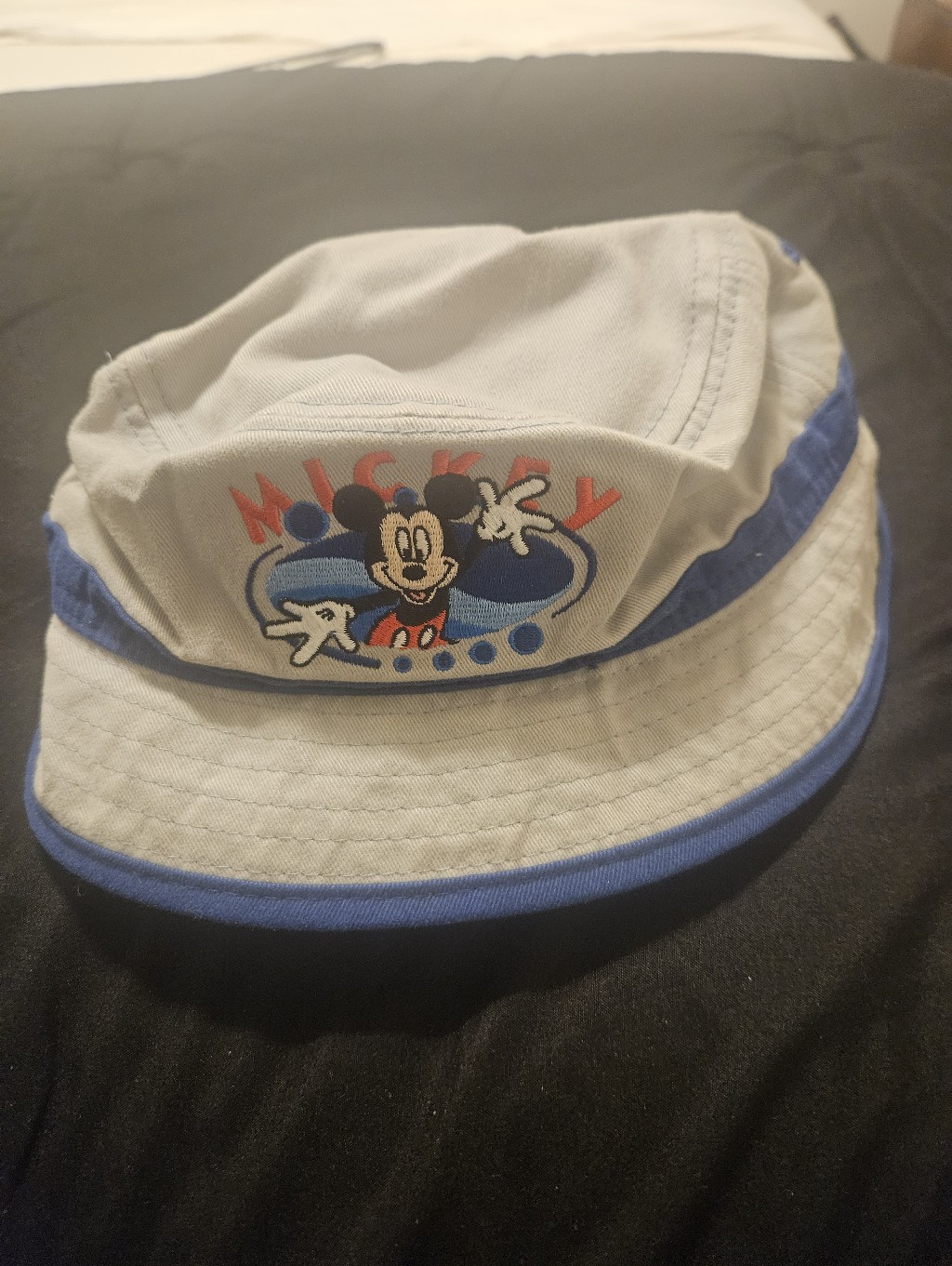 Authentic Disney Beige Bucket Hat With Navy Trim